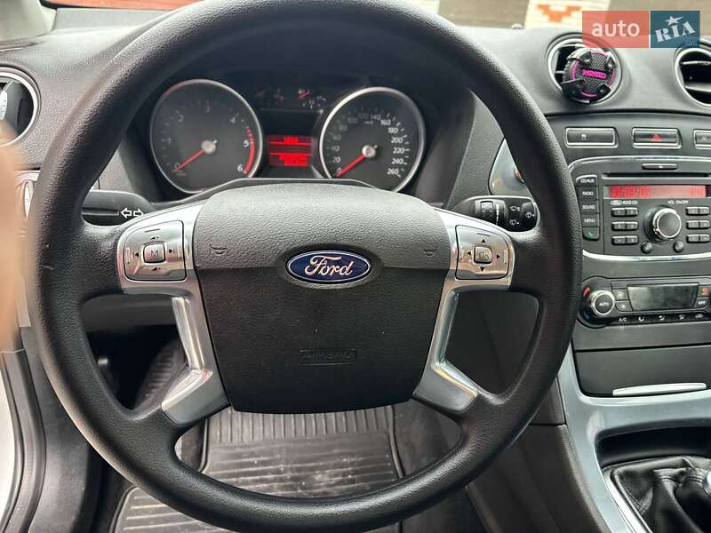 Ліфтбек Ford Mondeo 2011 в Тернополі фото 16 Ліфтбек Ford Mondeo 2011 в Тернополі