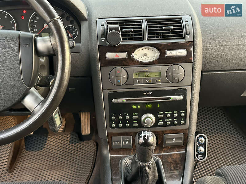 Седан Ford Mondeo 2005 в Одессе