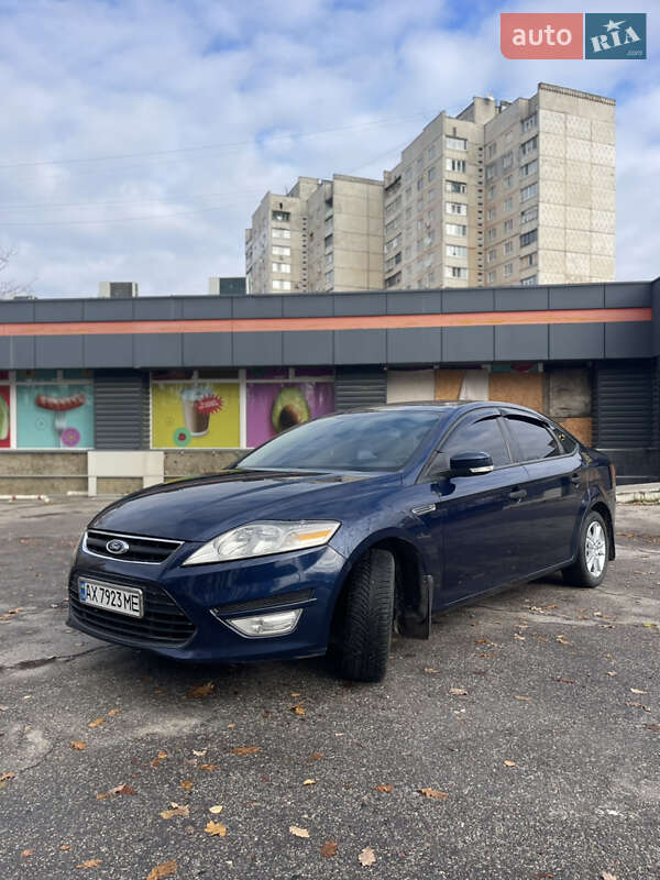Седан Ford Mondeo 2012 в Харькове