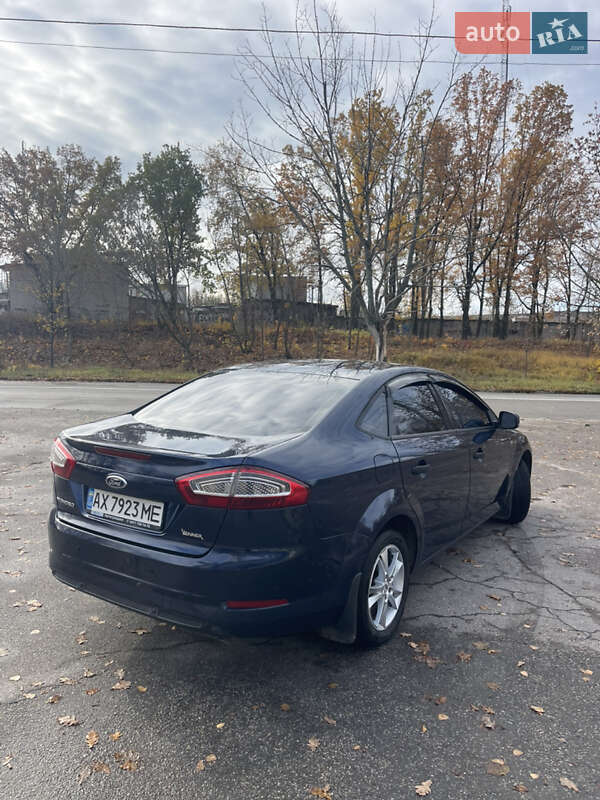 Седан Ford Mondeo 2012 в Харькове