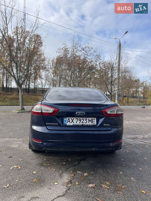Седан Ford Mondeo 2012 в Харькове