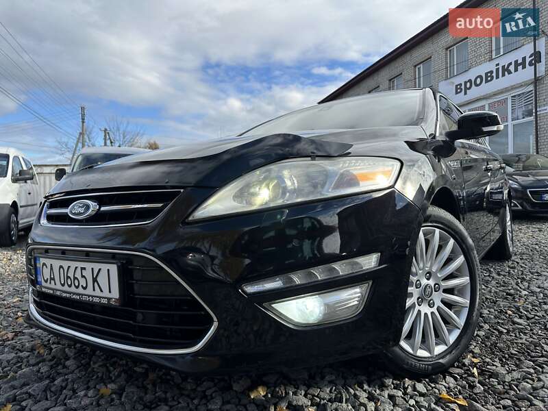 Седан Ford Mondeo 2011 в Смеле