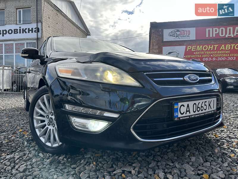 Седан Ford Mondeo 2011 в Смеле