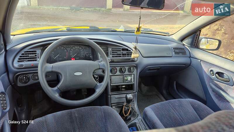 Лифтбек Ford Mondeo 1993 в Коростене фото 9 Лифтбек Ford Mondeo 1993 в Коростене