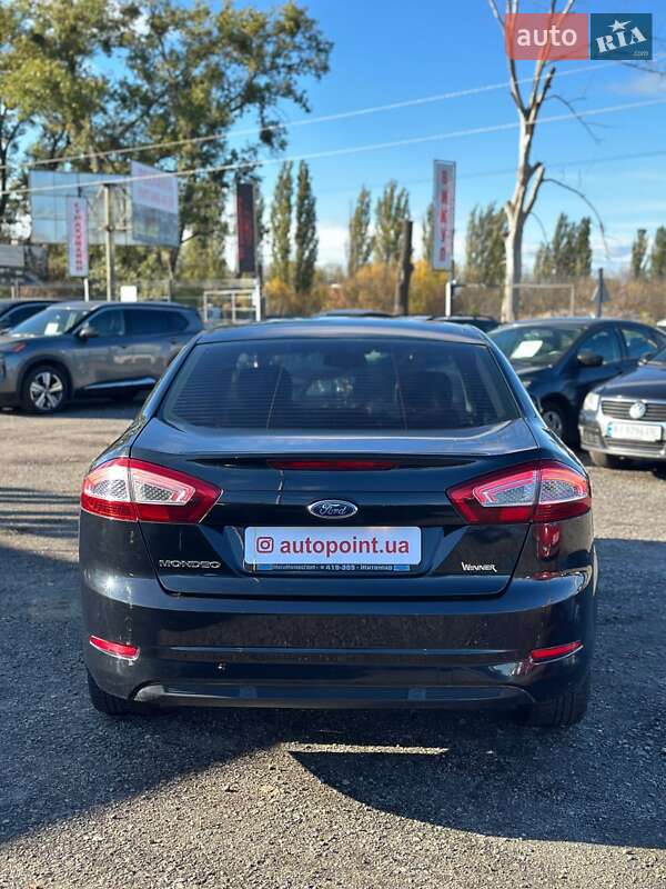 Седан Ford Mondeo 2011 в Білогородці