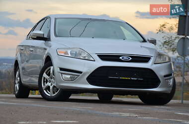Седан Ford Mondeo 2013 в Дрогобичі