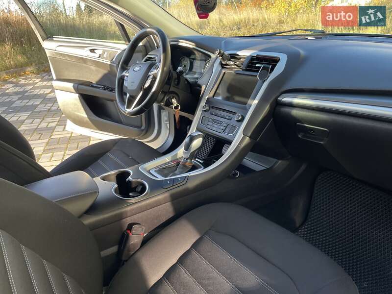 Универсал Ford Mondeo 2017 в Золочеве фото 45 Универсал Ford Mondeo 2017 в Золочеве