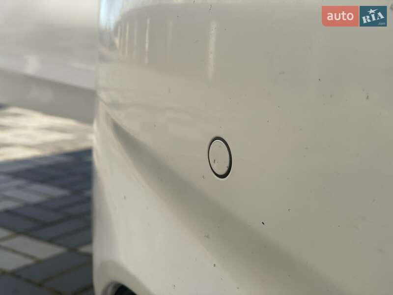 Универсал Ford Mondeo 2017 в Золочеве фото 50 Универсал Ford Mondeo 2017 в Золочеве