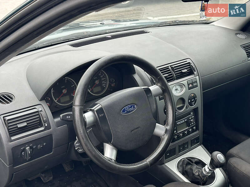 Лифтбек Ford Mondeo 2003 в Одессе фото 6 Лифтбек Ford Mondeo 2003 в Одессе