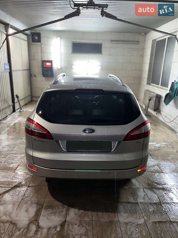 Универсал Ford Mondeo 2010 в Киеве