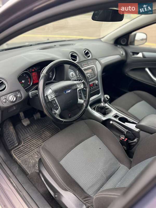 Седан Ford Mondeo 2012 в Черкассах