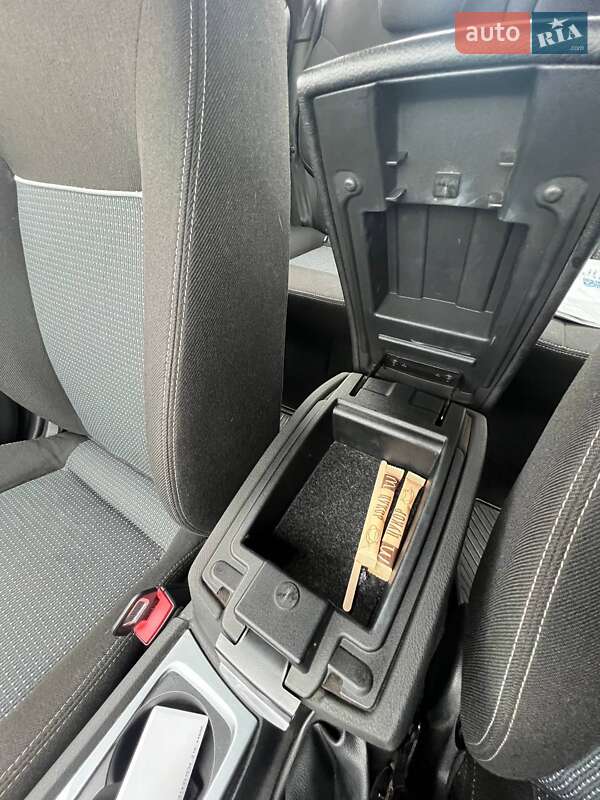 Седан Ford Mondeo 2012 в Черкассах