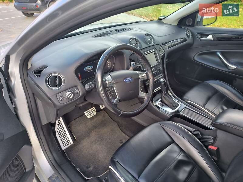 Универсал Ford Mondeo 2013 в Луцке