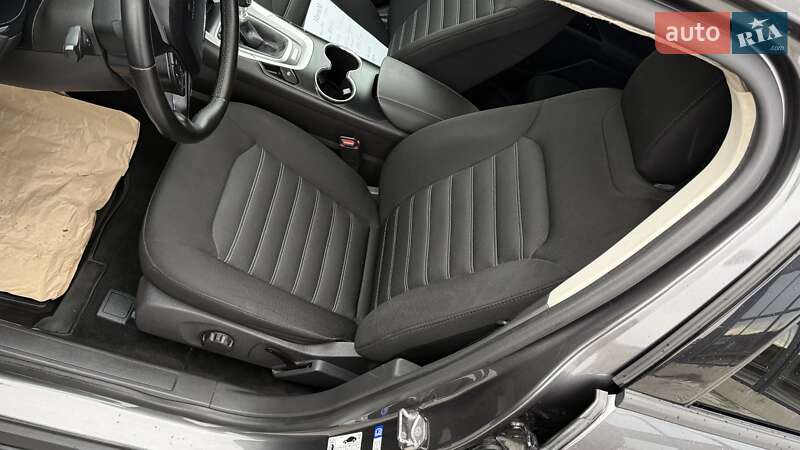 Седан Ford Mondeo 2017 в Тернополе