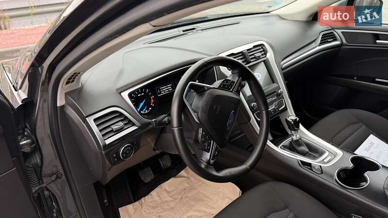 Седан Ford Mondeo 2017 в Тернополе