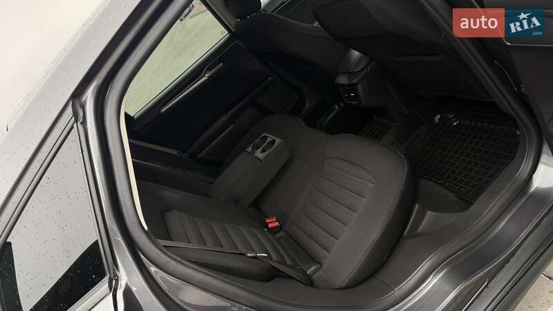 Седан Ford Mondeo 2017 в Тернополе