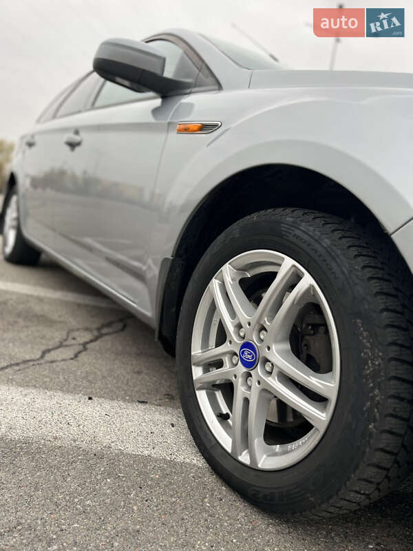 Универсал Ford Mondeo 2010 в Киеве