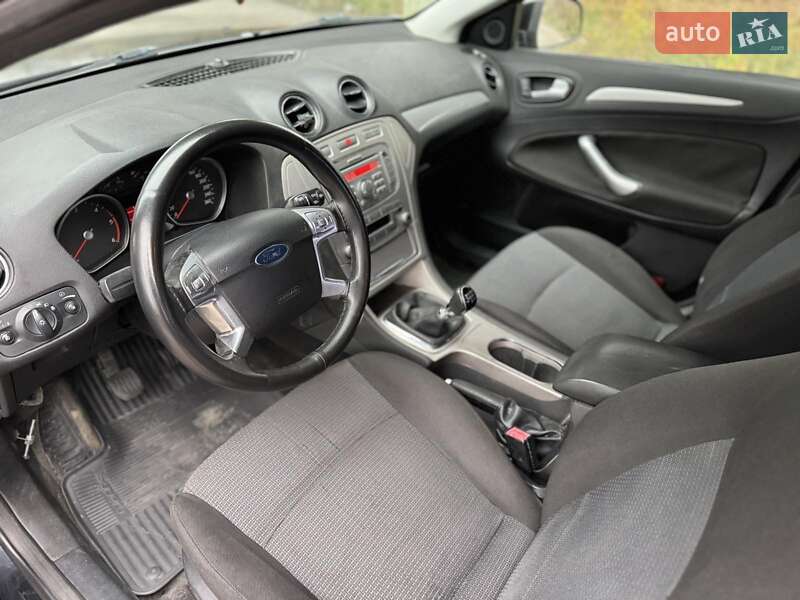 Седан Ford Mondeo 2007 в Днепре