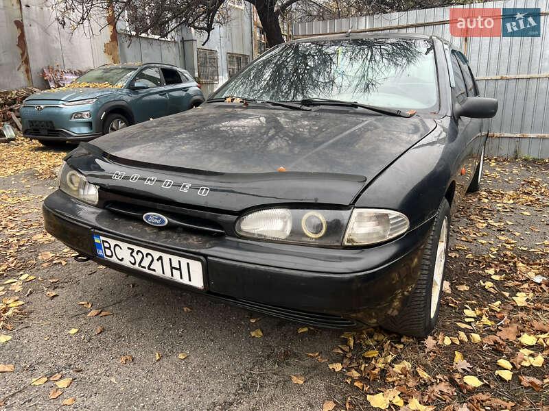 Седан Ford Mondeo 1993 в Полтаві фото 3 Седан Ford Mondeo 1993 в Полтаві