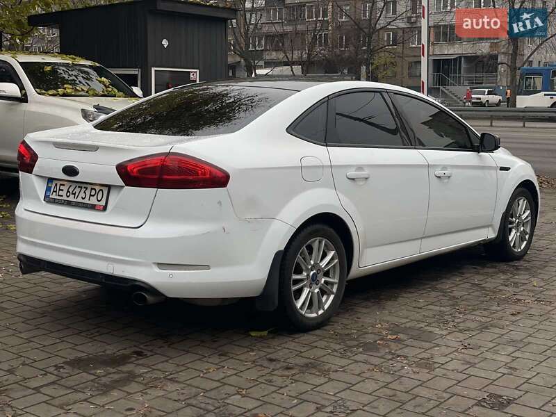 Седан Ford Mondeo 2011 в Дніпрі