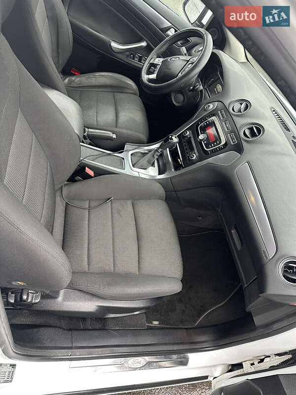 Седан Ford Mondeo 2011 в Киеве