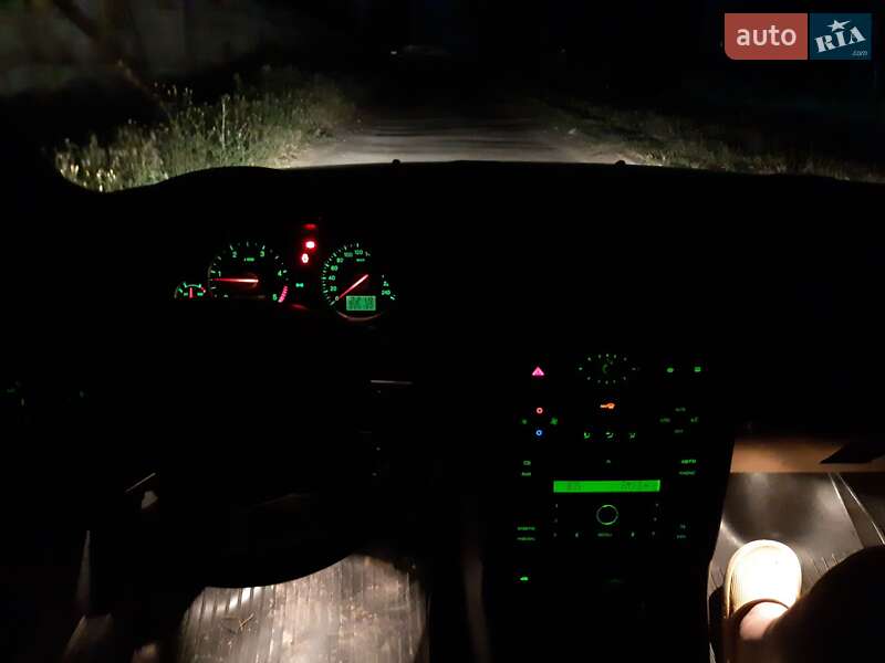 Лифтбек Ford Mondeo 2003 в Черкассах фото 3 Лифтбек Ford Mondeo 2003 в Черкассах