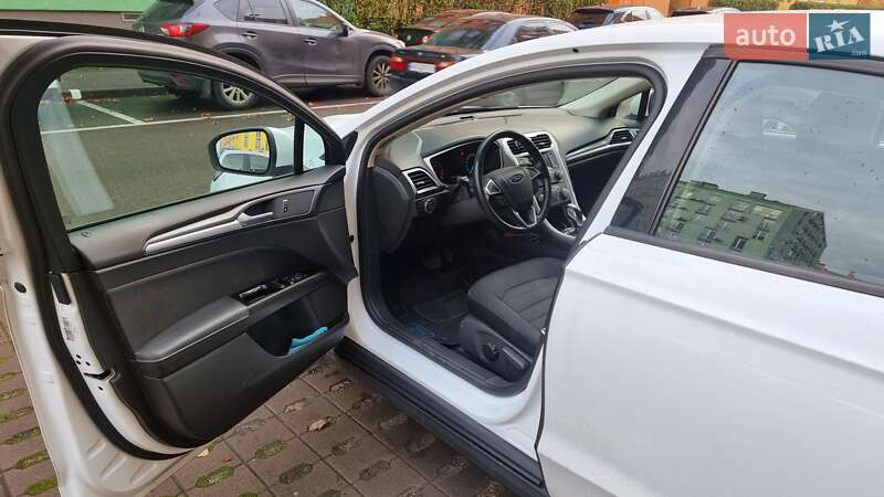Ліфтбек Ford Mondeo 2017 в Києві