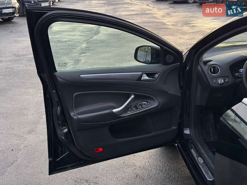 Универсал Ford Mondeo 2011 в Каменец-Подольском фото 17 Универсал Ford Mondeo 2011 в Каменец-Подольском