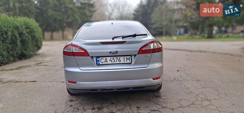 Лифтбек Ford Mondeo 2010 в Христиновке