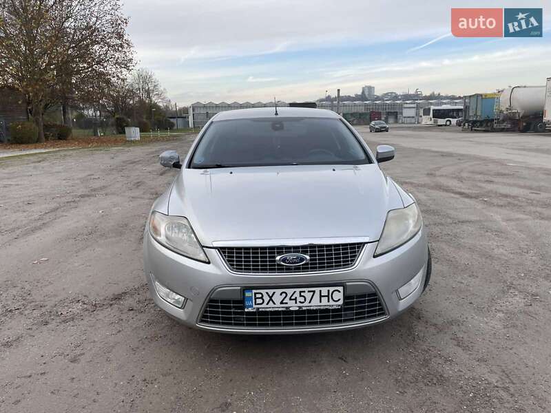 Седан Ford Mondeo 2007 в Староконстантинове