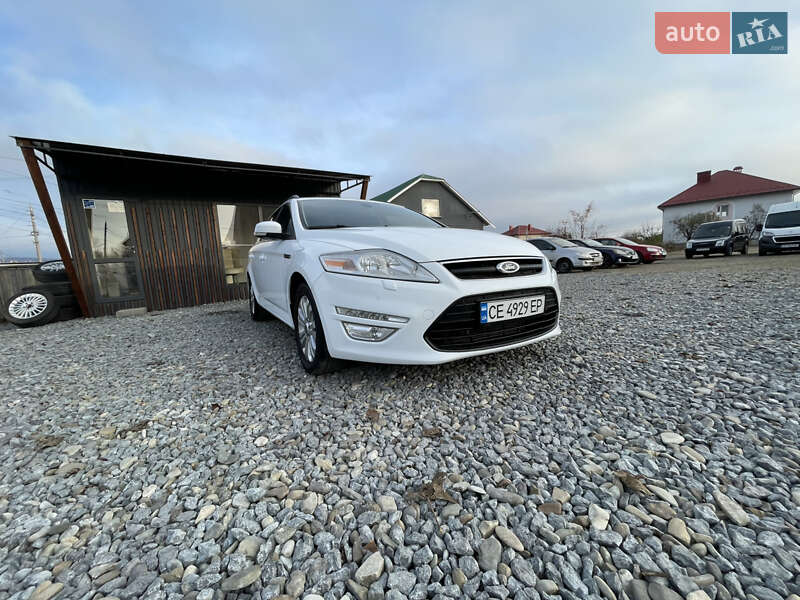 Універсал Ford Mondeo 2012 в Чернівцях