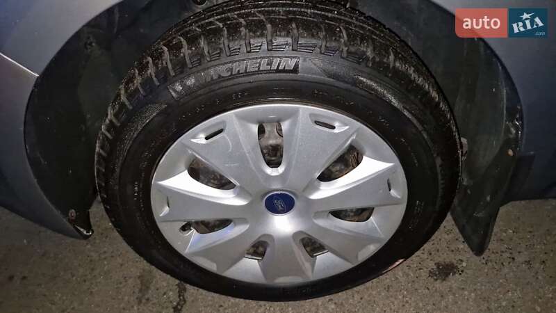 Ліфтбек Ford Mondeo 2013 в Чернігові