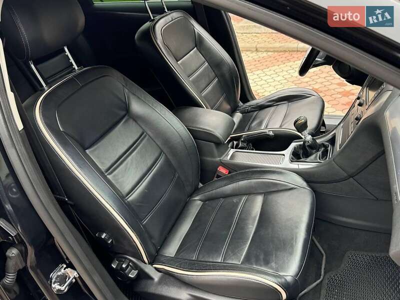 Универсал Ford Mondeo 2013 в Лозовой