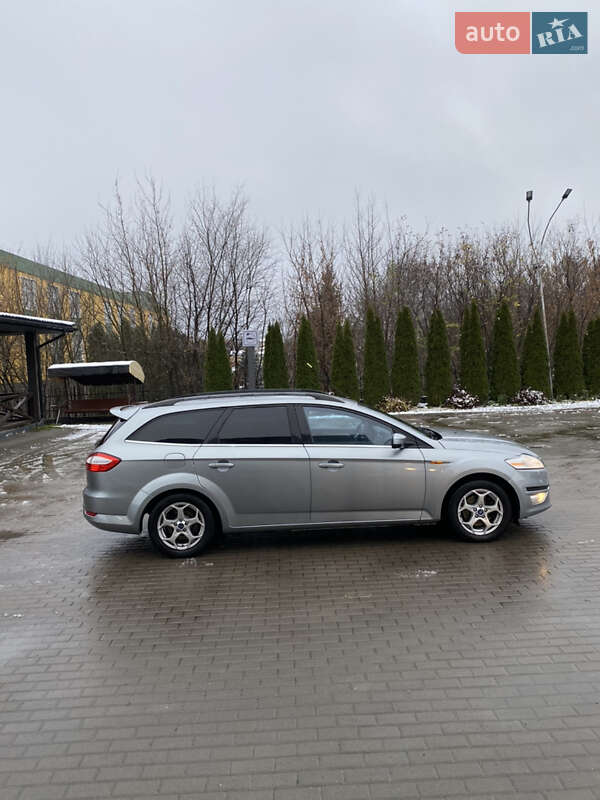 Универсал Ford Mondeo 2010 в Ровно