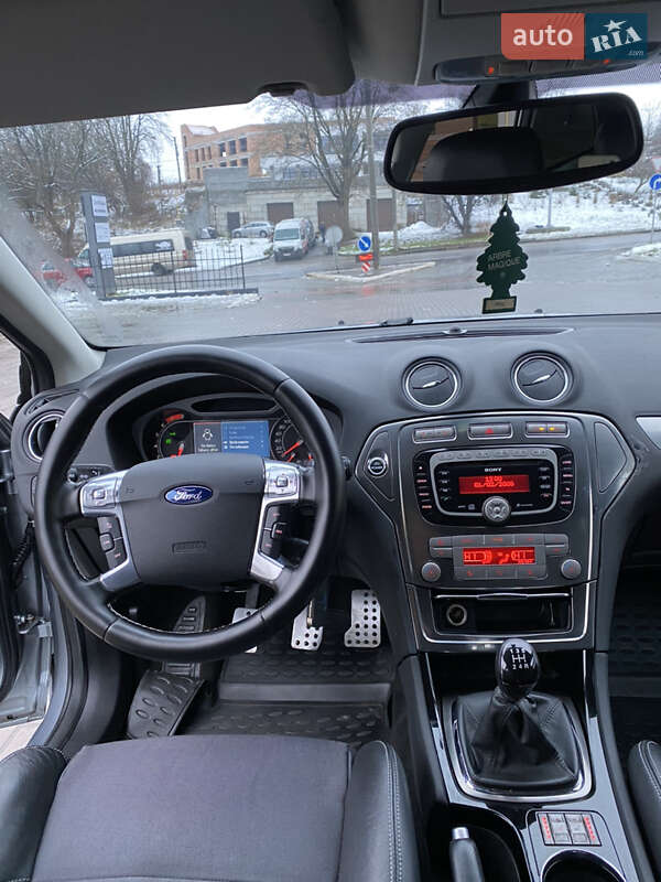 Универсал Ford Mondeo 2010 в Ровно