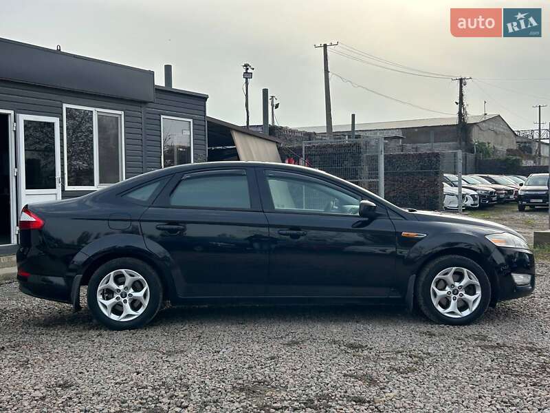 Седан Ford Mondeo 2010 в Одессе