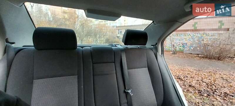 Седан Ford Mondeo 2001 в Киеве