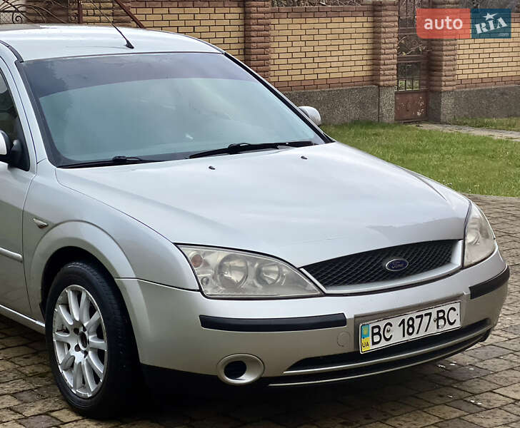 Седан Ford Mondeo 2000 в Львові