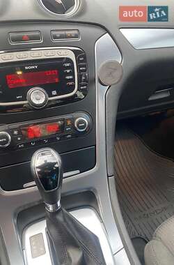 Седан Ford Mondeo 2011 в Киеве