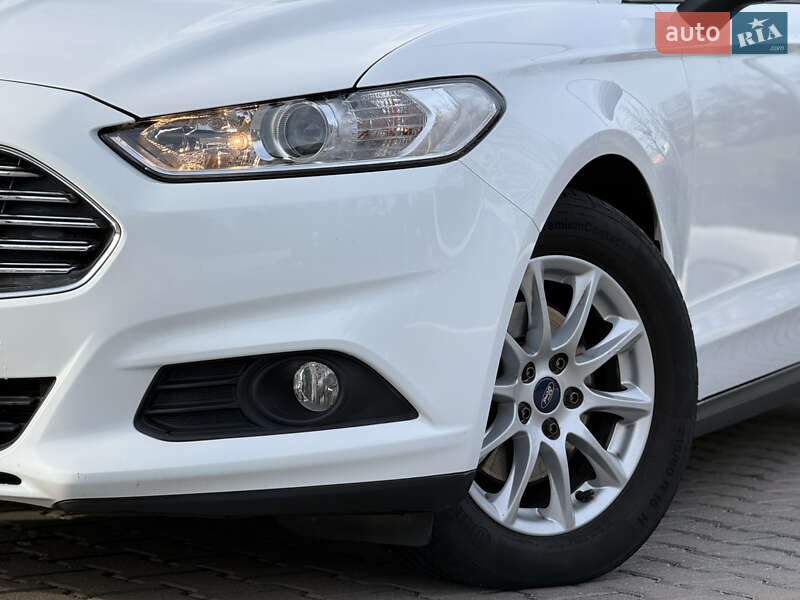 Лифтбек Ford Mondeo 2017 в Киеве