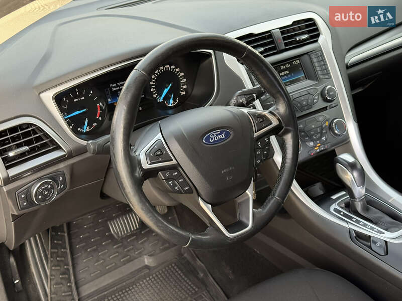 Лифтбек Ford Mondeo 2017 в Киеве