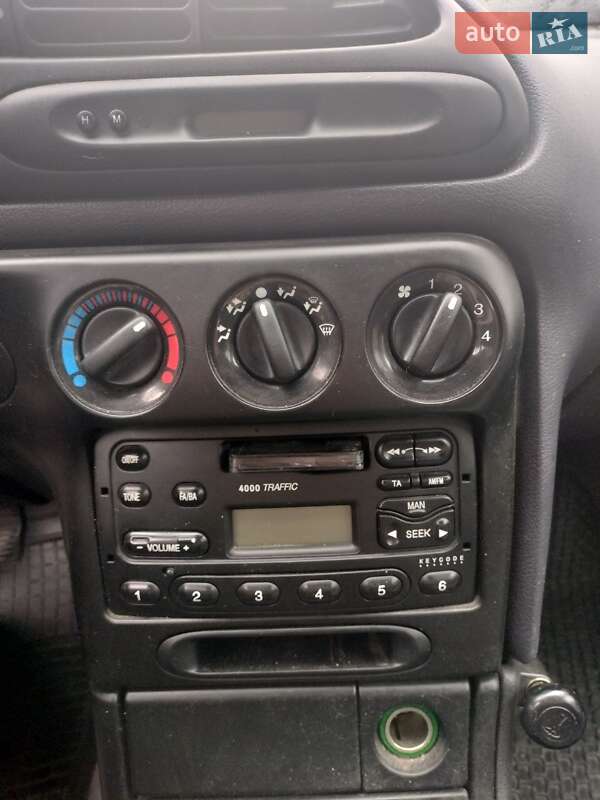 Седан Ford Mondeo 1997 в Киеве