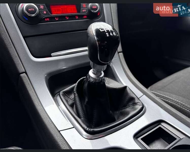 Седан Ford Mondeo 2012 в Харкові