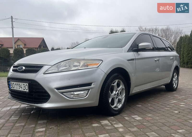 Універсал Ford Mondeo 2013 в Золочеві