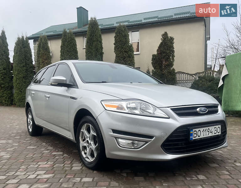 Універсал Ford Mondeo 2013 в Золочеві