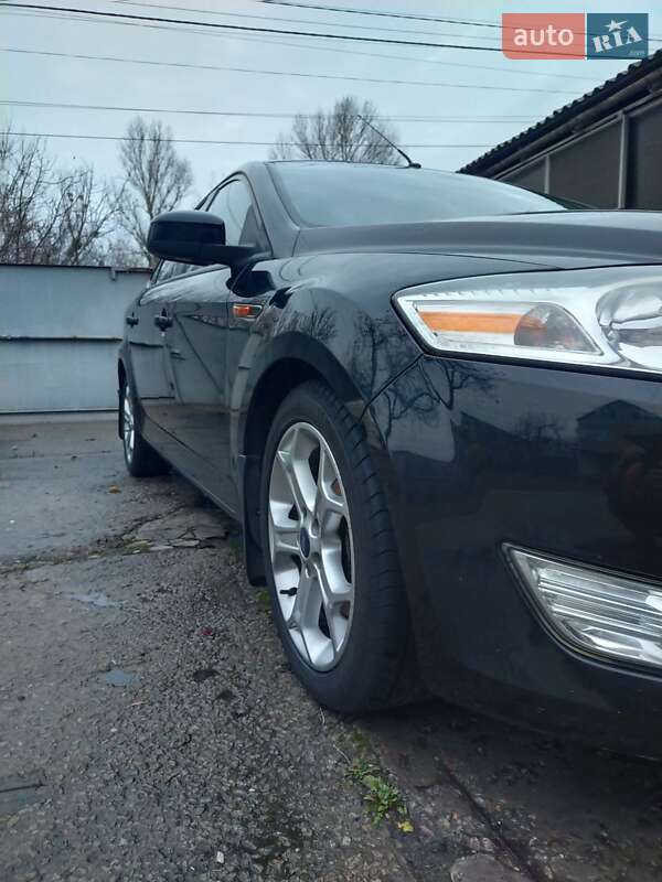 Ліфтбек Ford Mondeo 2008 в Києві