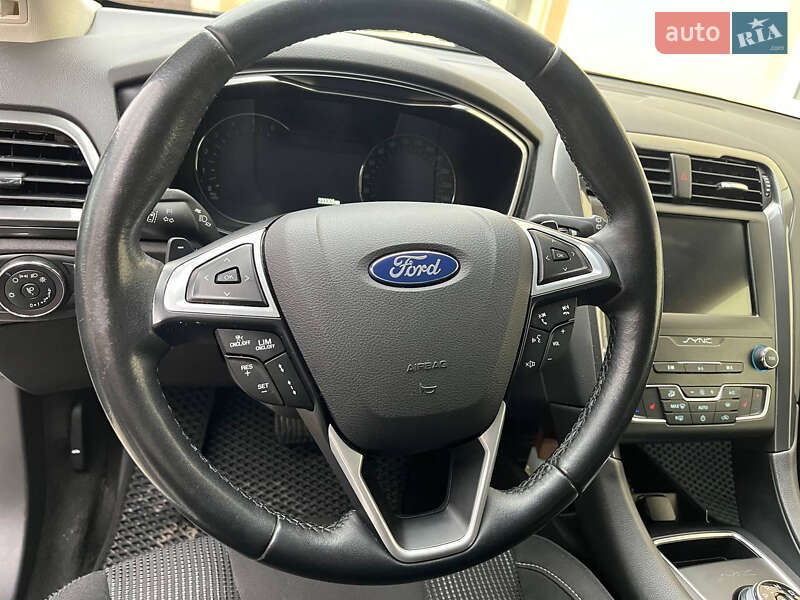 Ліфтбек Ford Mondeo 2019 в Радехові