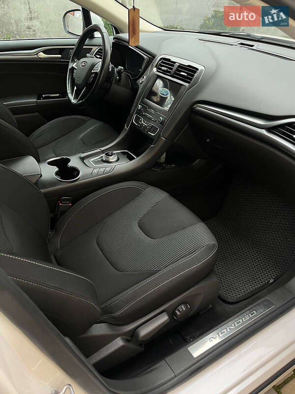 Ліфтбек Ford Mondeo 2019 в Радехові