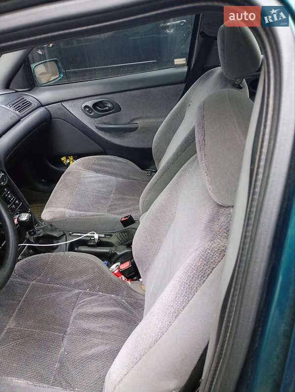 Седан Ford Mondeo 1996 в Ивано-Франковске