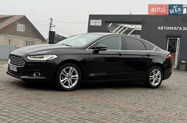 Седан Ford Mondeo 2015 в Кам'янському